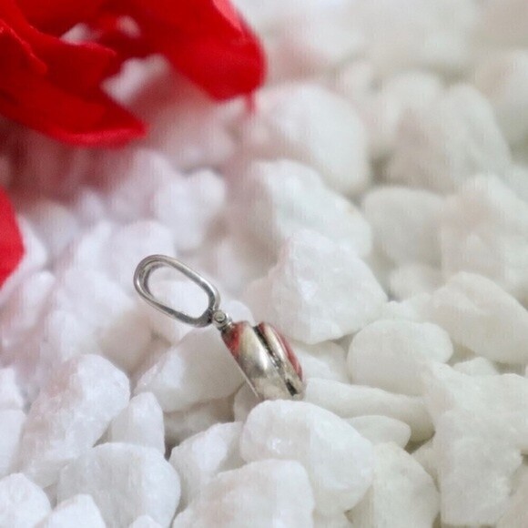 950 Sterling Silver Pendant‎ Red Spondylus Inlay - Picture 7 of 8